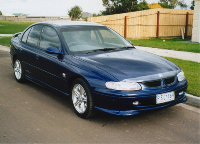 wrecked holden car parts